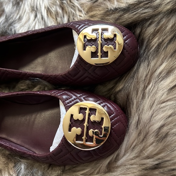 Brand new in box Boudreaux Tory Burch flats! Burgundy shoes - Picture 7 of 8